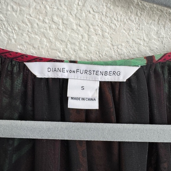 Diane Von Furstenberg Hathaway Multicolor Blouse size Small - Picture 6 of 12